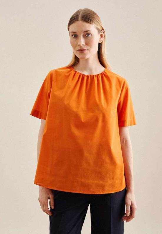 Футболка Schwarze Rose