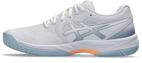 Спортивная обувь