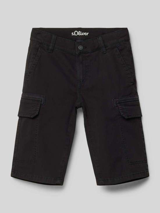 Шорты-бермуды с карманами-карго