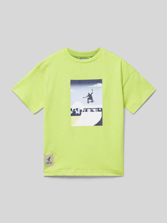 Футболка с мотивным принтом