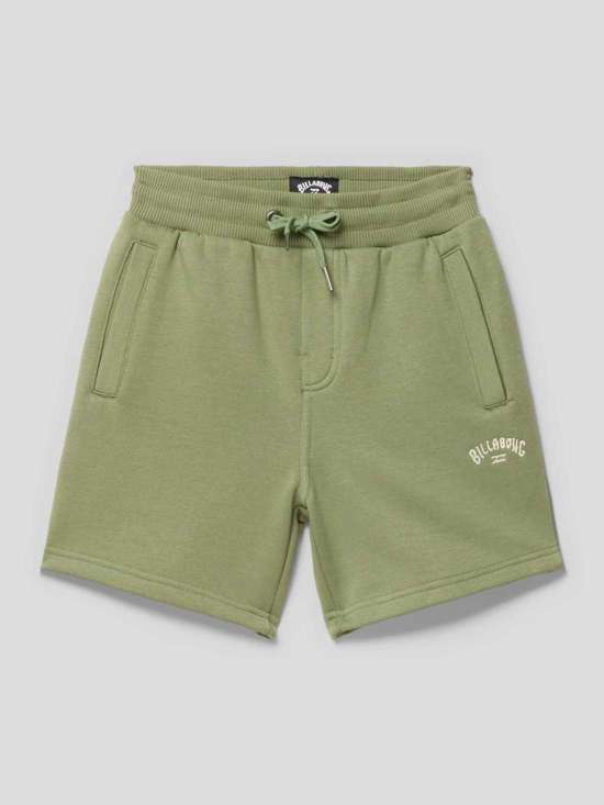 Шорты с пришитыми лейблами ARCH