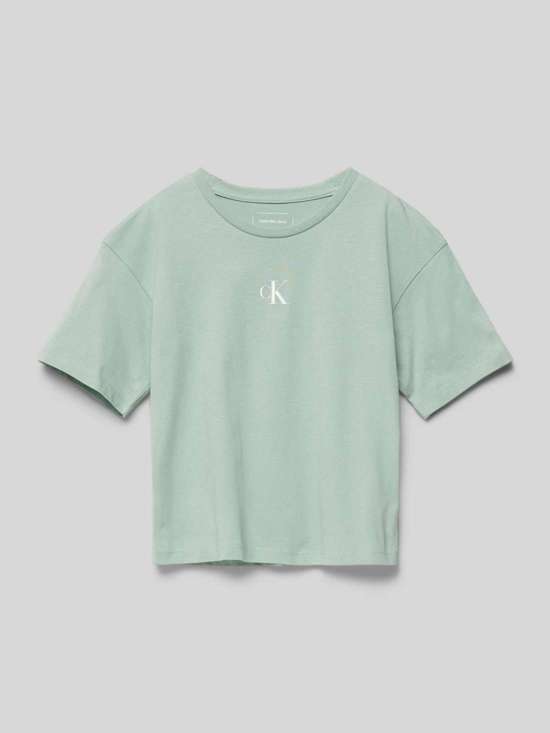 Футболка с логотипом