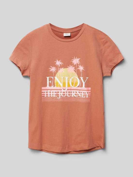 Футболка с мотивным принтом