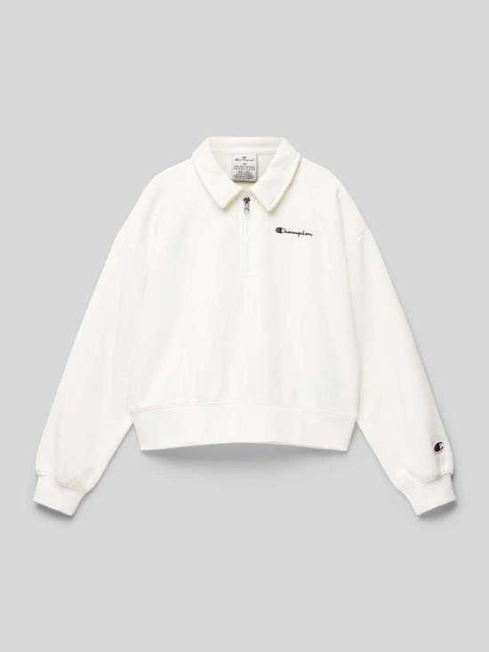 Толстовка с вышитым логотипом