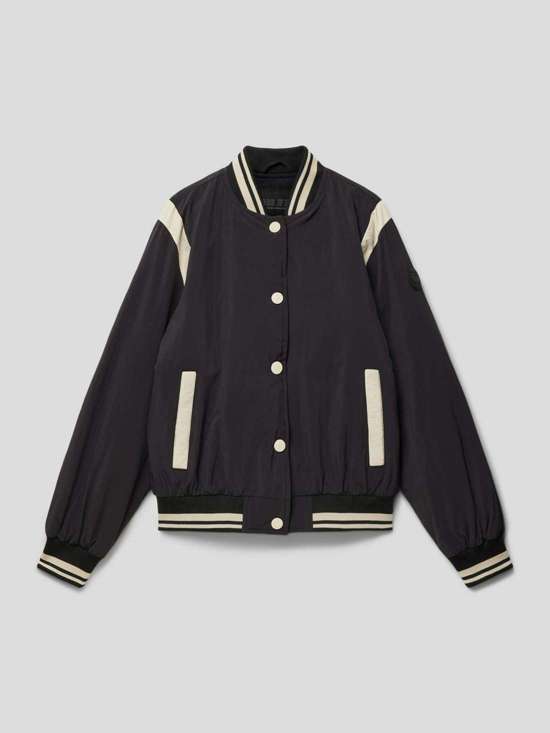 Студенческая куртка с боковыми карманами Stine