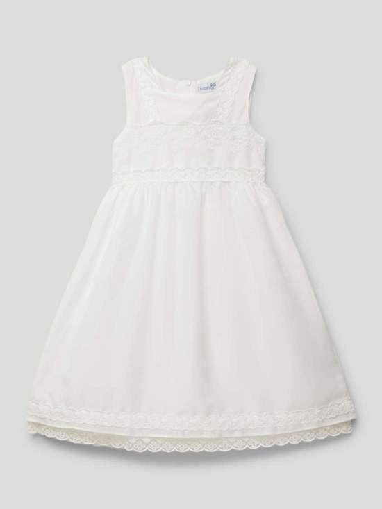 Платье с кружевной отделкой