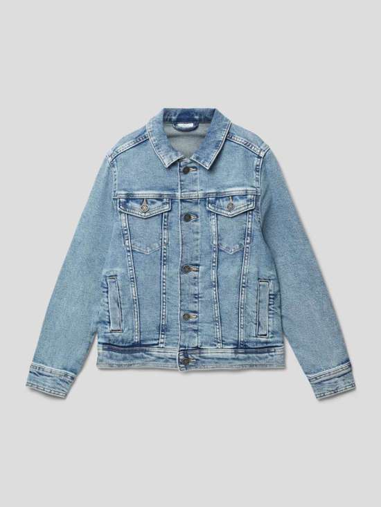 Джинсовая куртка с боковыми карманами