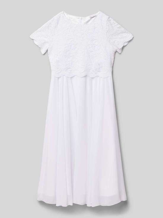 Платье с круглым вырезом