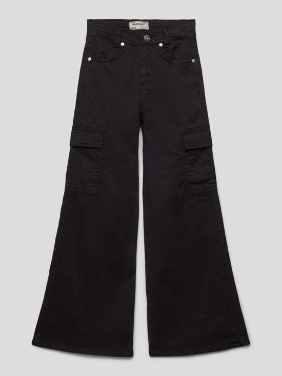 Тканевые брюки с накладными карманами