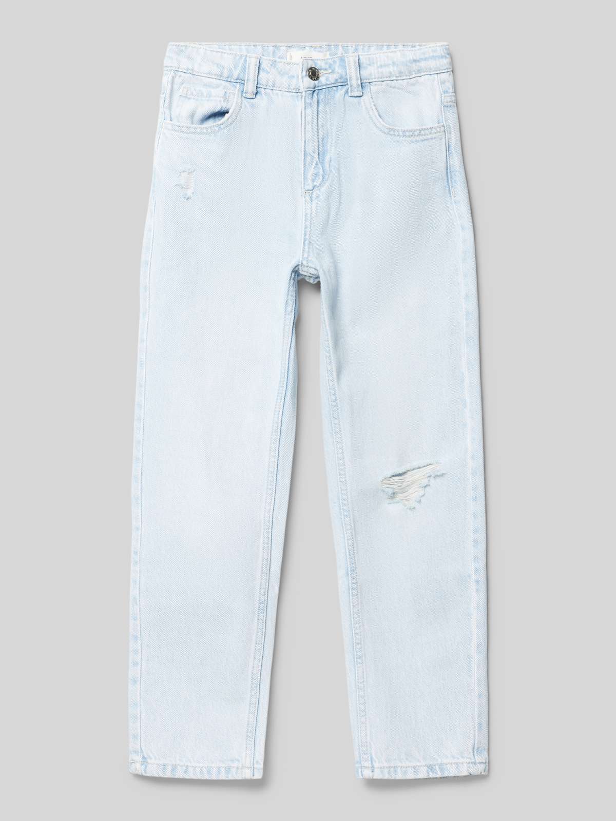 Джинсы Mom Fit в потертом виде