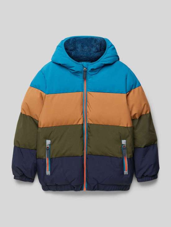 Стеганая куртка с капюшоном