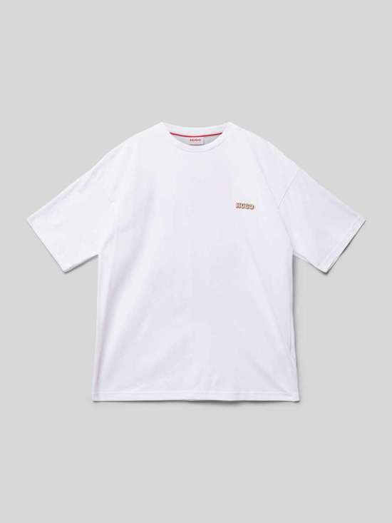 футболка с круглым вырезом