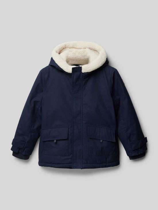 Парка с капюшоном