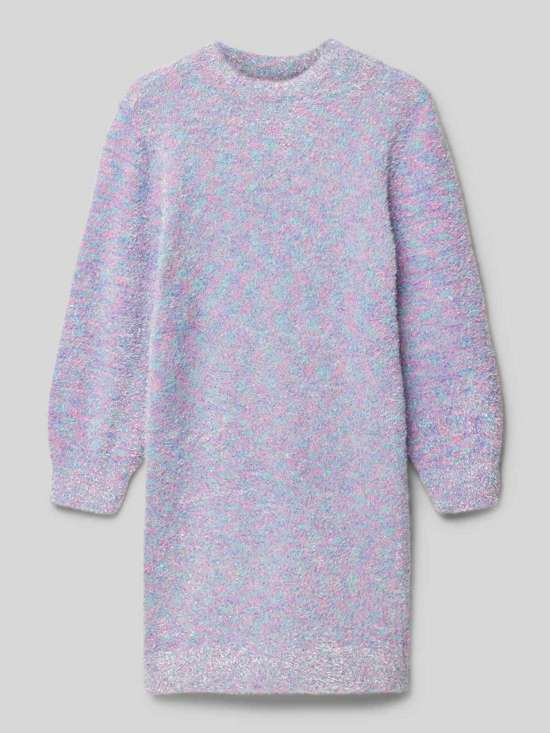 Трикотажное платье свободного кроя с эффектной пряжей