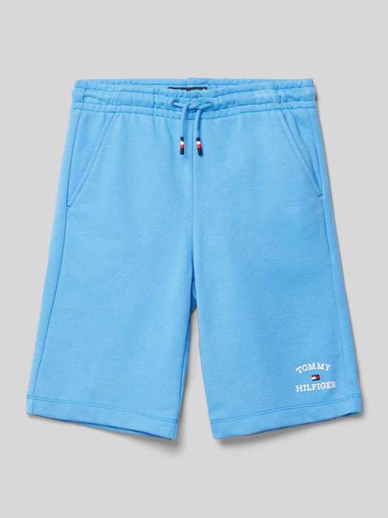 Спортивные шорты с эластичным поясом