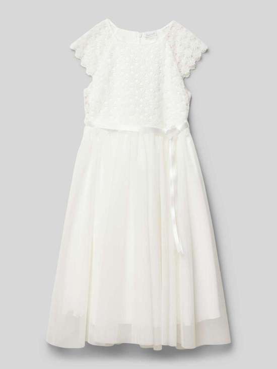 Платье с кружевной отделкой